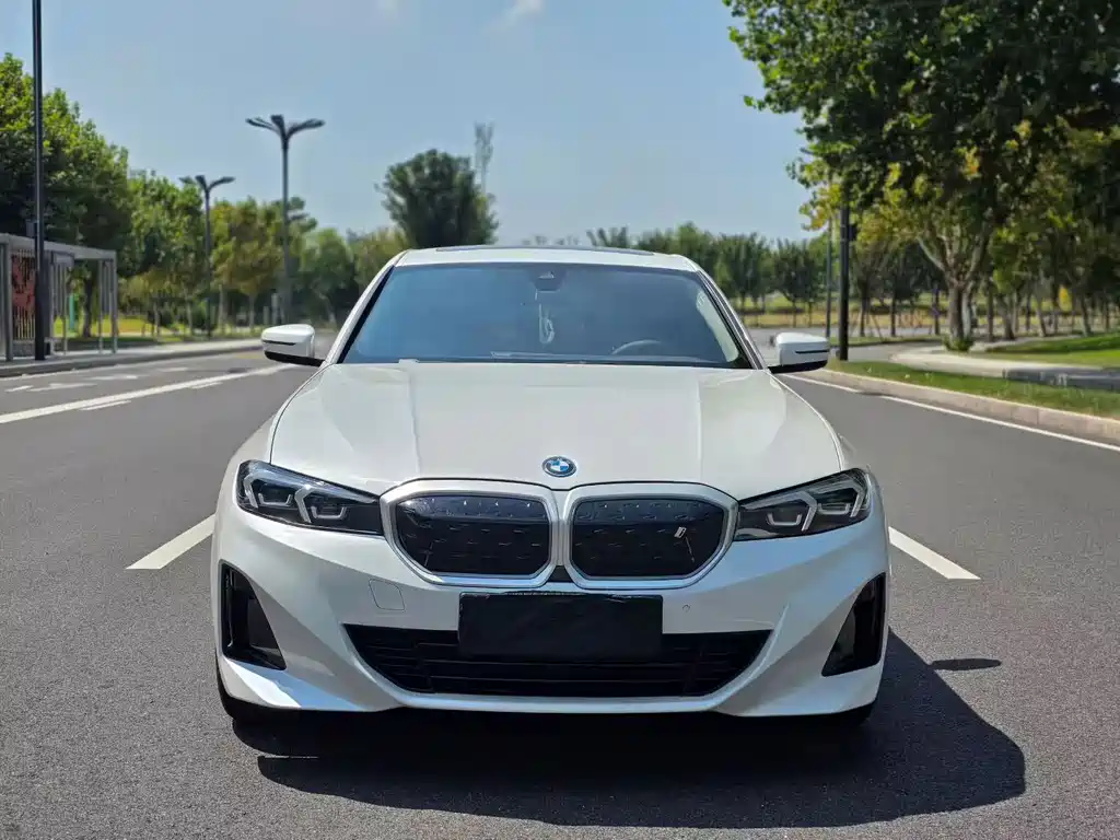 BMW i3 — миниатюра 2