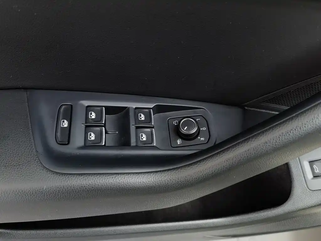 Volkswagen Magotan 2020 330TSI DSG Luxury