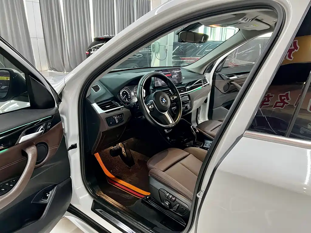 BMW X1 2020 sDrive20Li Premium
