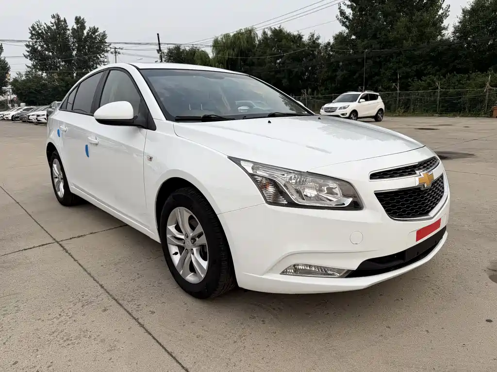 Chevrolet Cruze 2015 1.5L SE MT