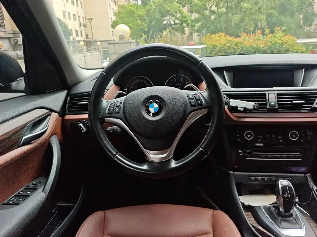 BMW X1 — миниатюра 3