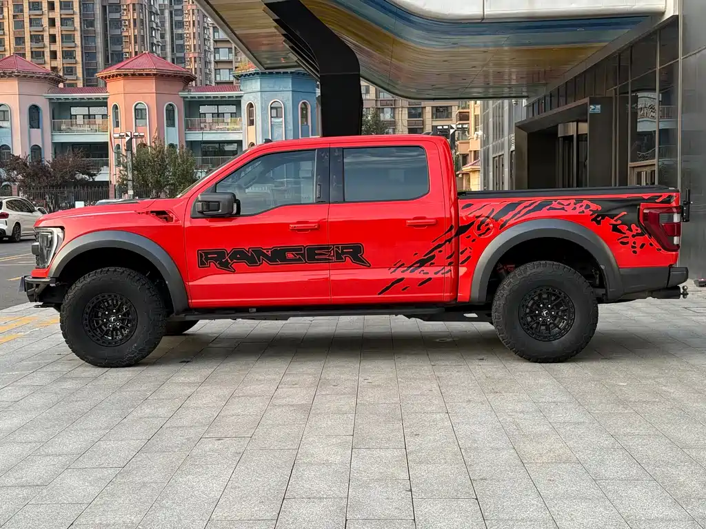 Ford F-150 Raptor — миниатюра 10