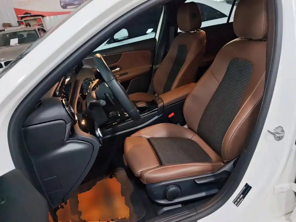Mercedes-Benz A-Class (Import) — миниатюра 15