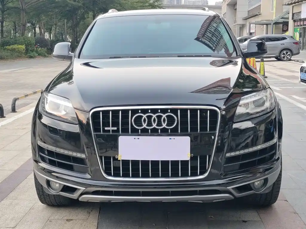 Audi Q7 — миниатюра 2