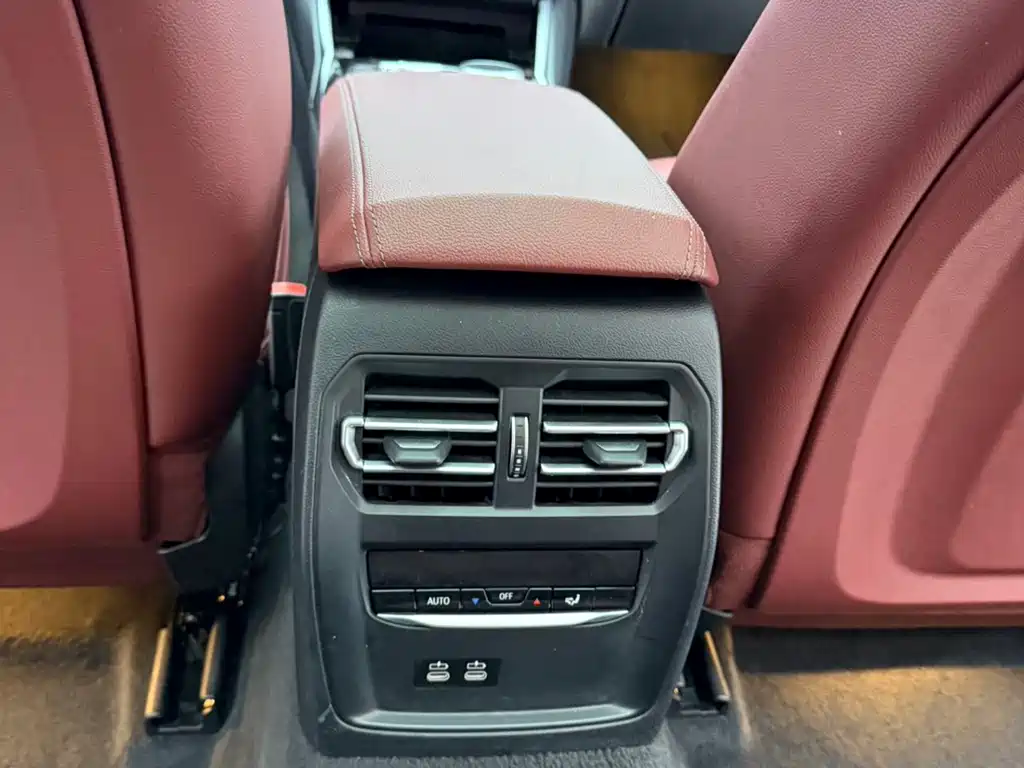 BMW 3 Series — миниатюра 13