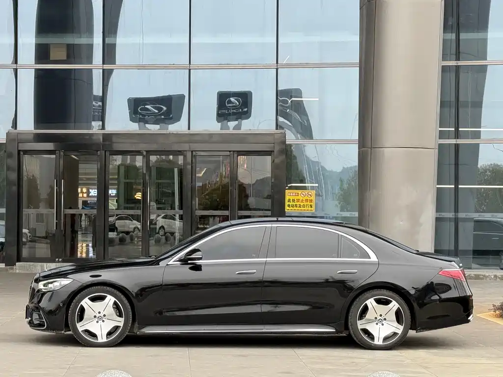MERCEDES-BENZ S CLASS