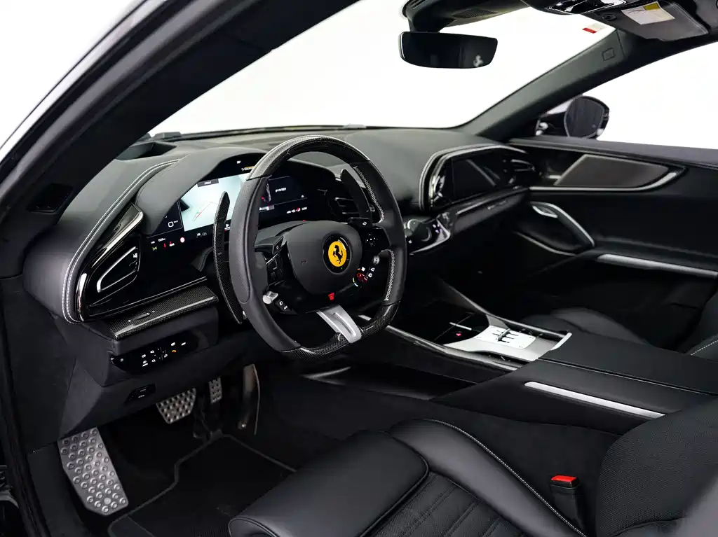 Ferrari Purosangue 2023 6.5L V12