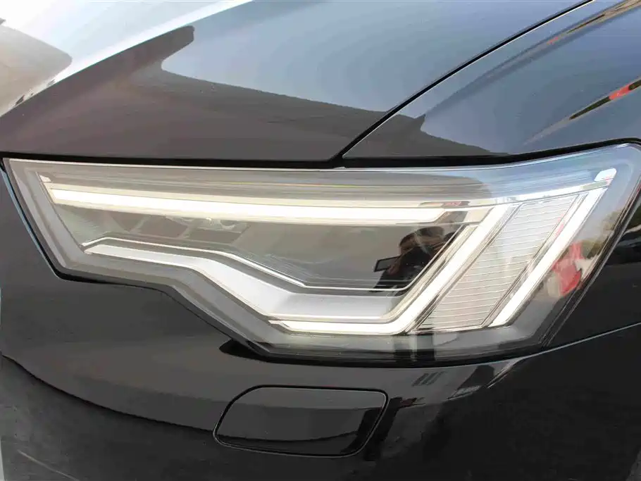 Audi A6L — миниатюра 12
