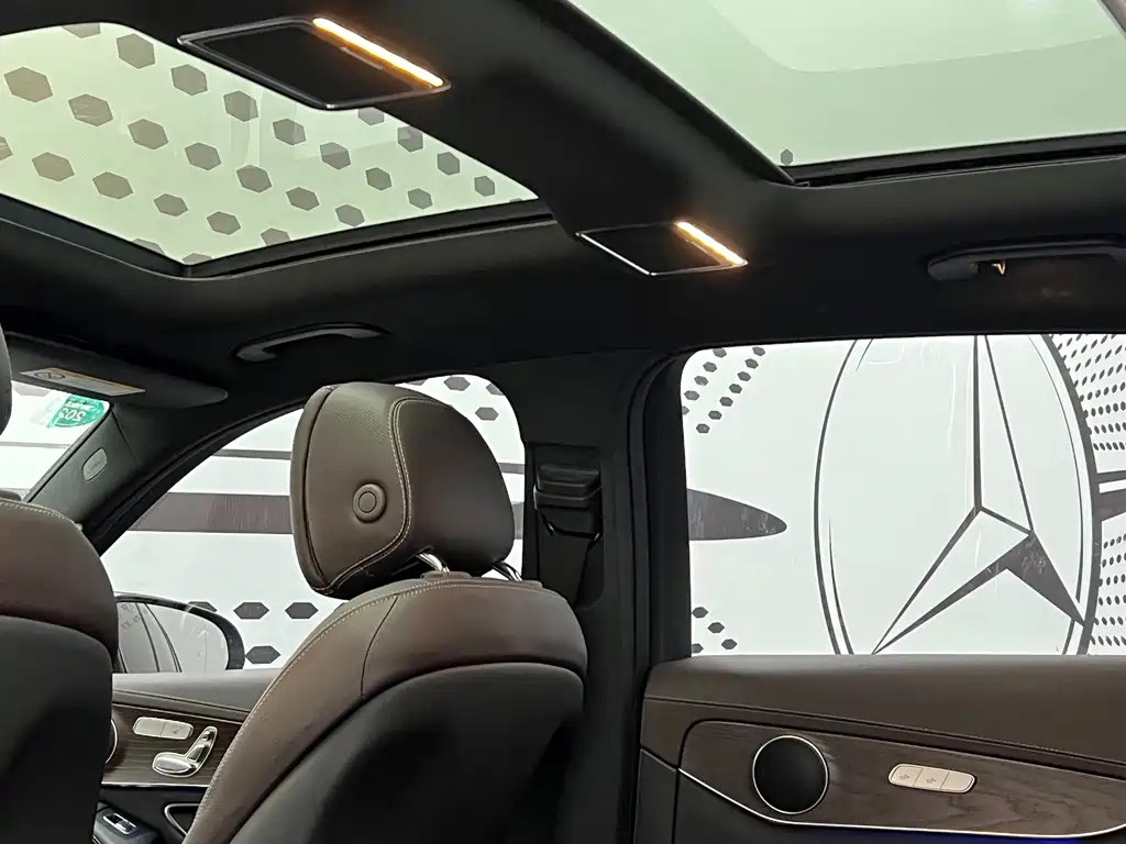Mercedes-Benz GLC — миниатюра 9