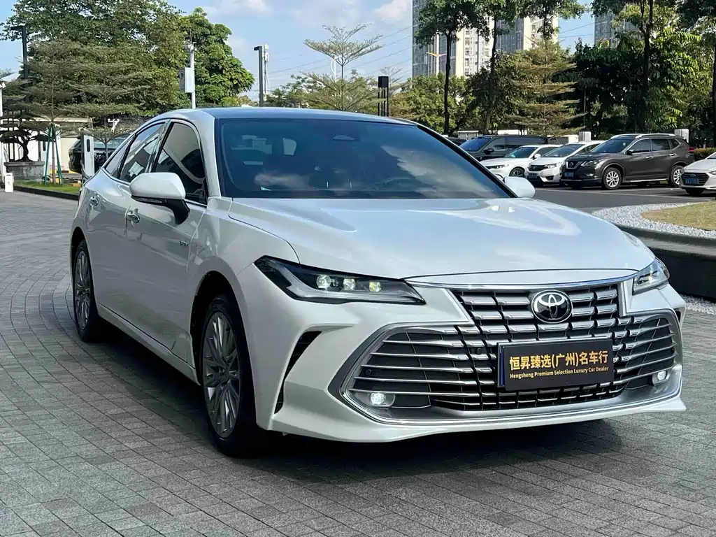 Toyota Avalon — миниатюра 3