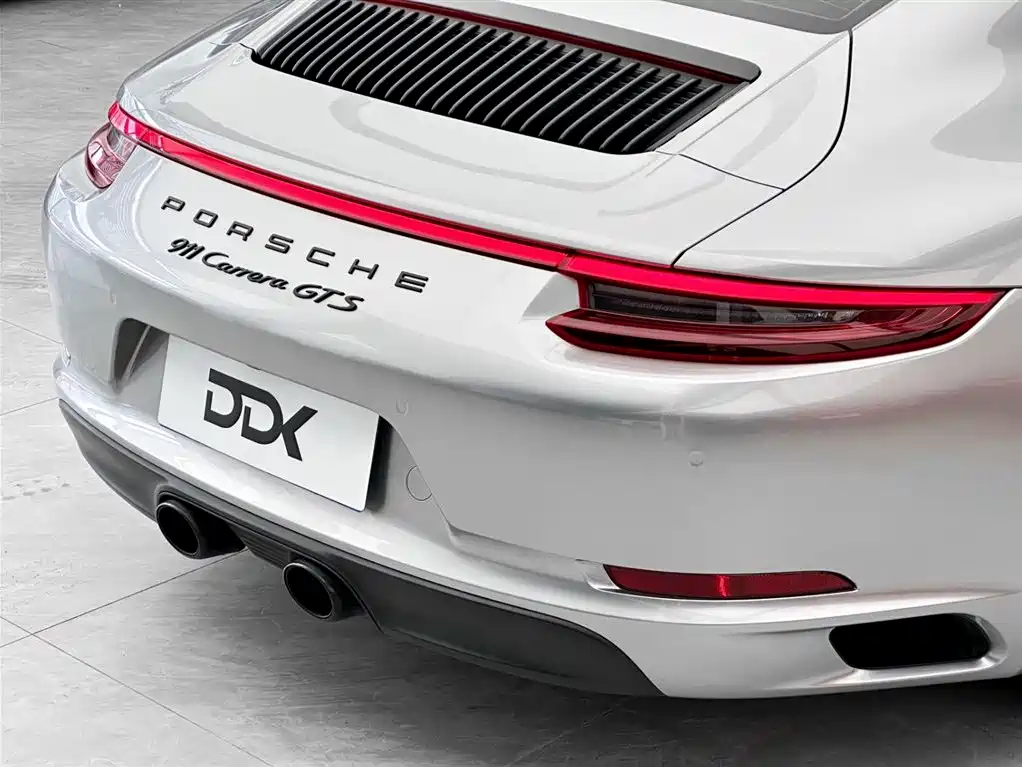 Porsche 911 2017 Carrera GTS 3.0T