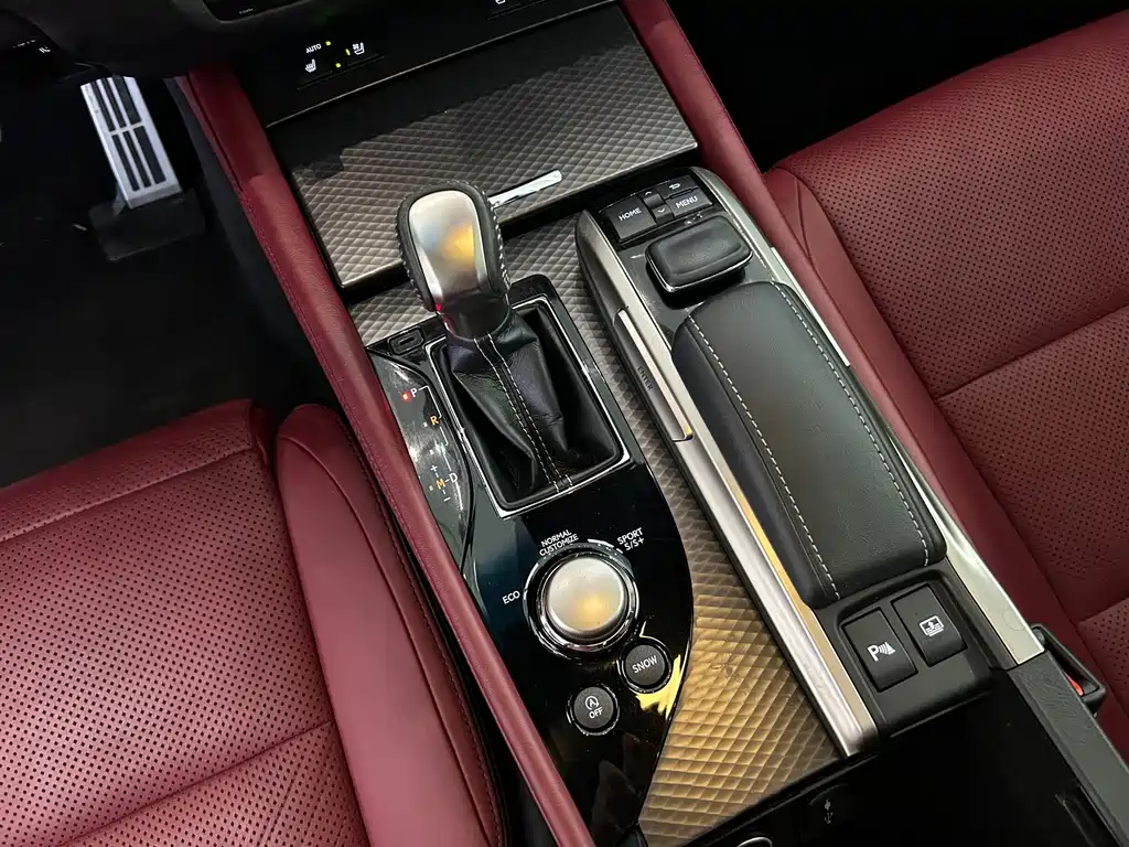 Lexus GS — миниатюра 16