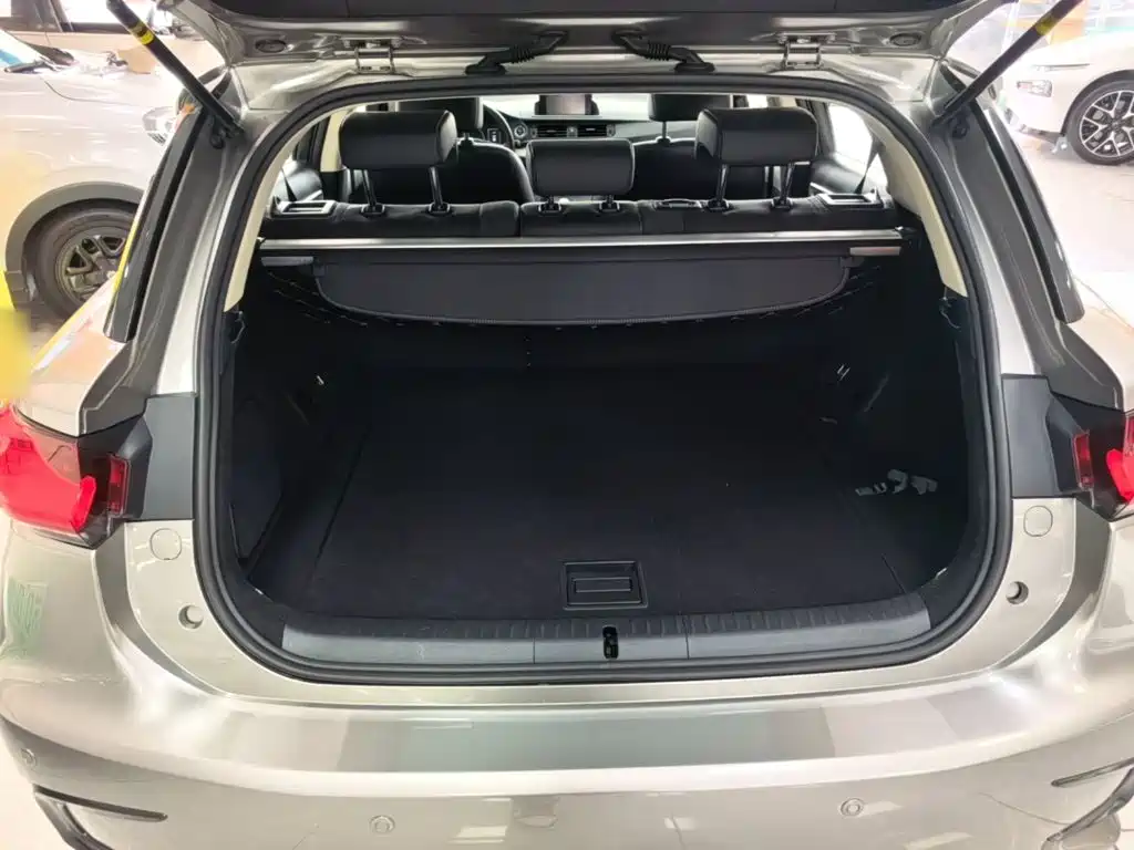 Lexus CT — миниатюра 19