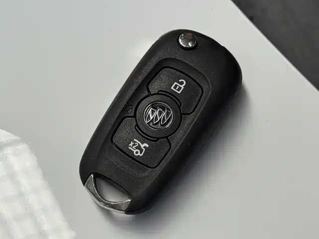 Buick Verano — миниатюра 6