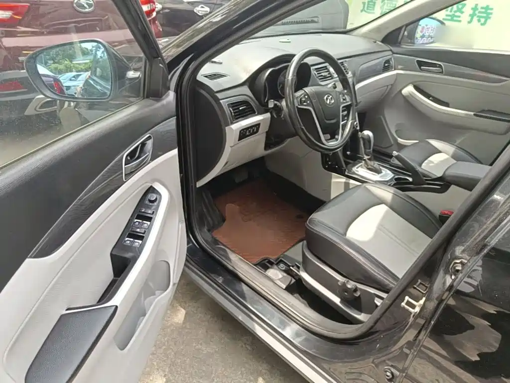 BAIC Senova X55 — миниатюра 12