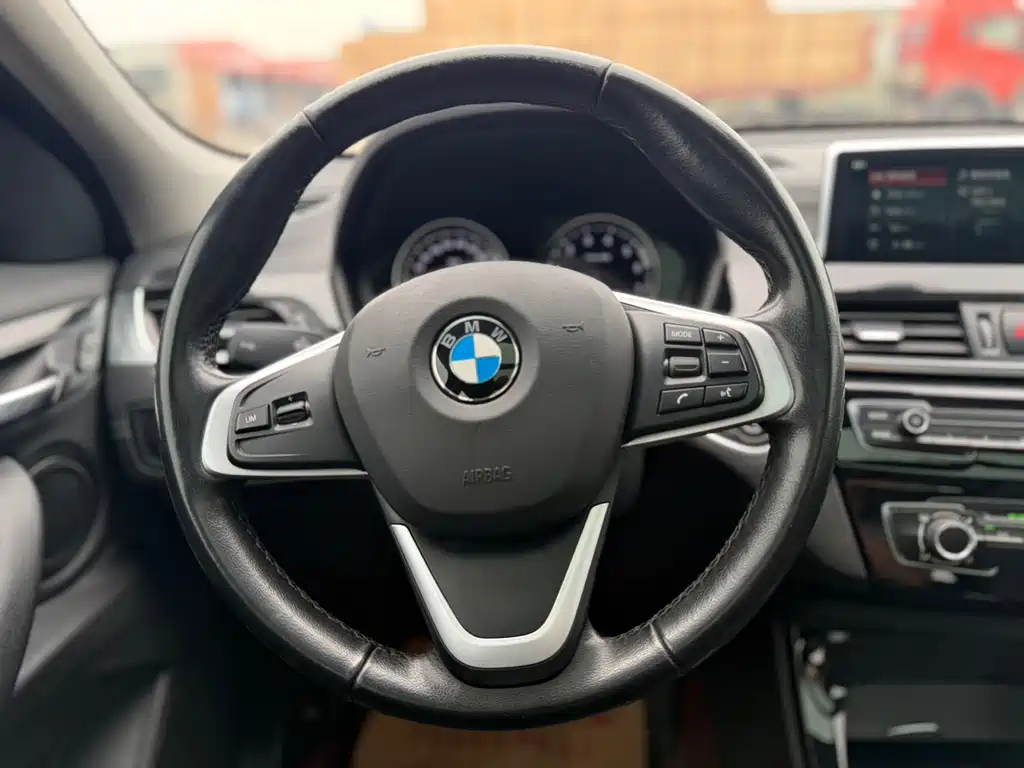 BMW X2 (Import) — миниатюра 11