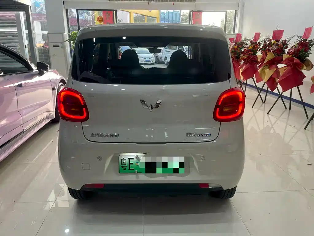 Wuling MINIEV — миниатюра 4