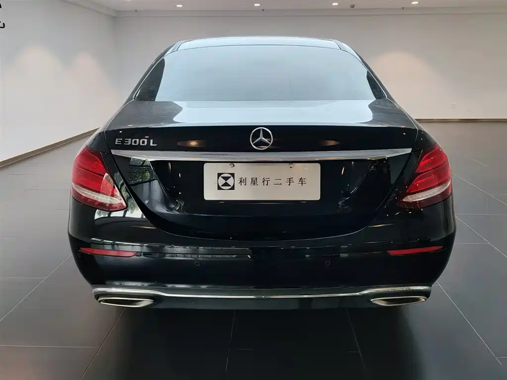 Mercedes-Benz E-Class E 2019 E 300 L Fashion