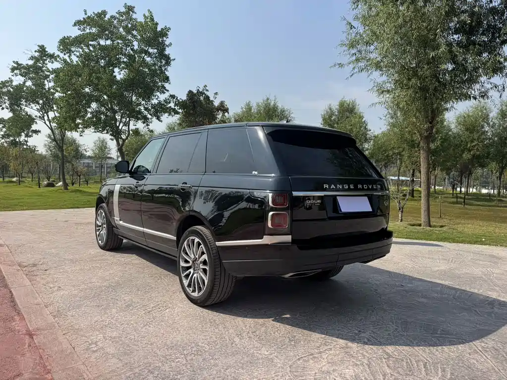 Land Rover Range Rover — миниатюра 9