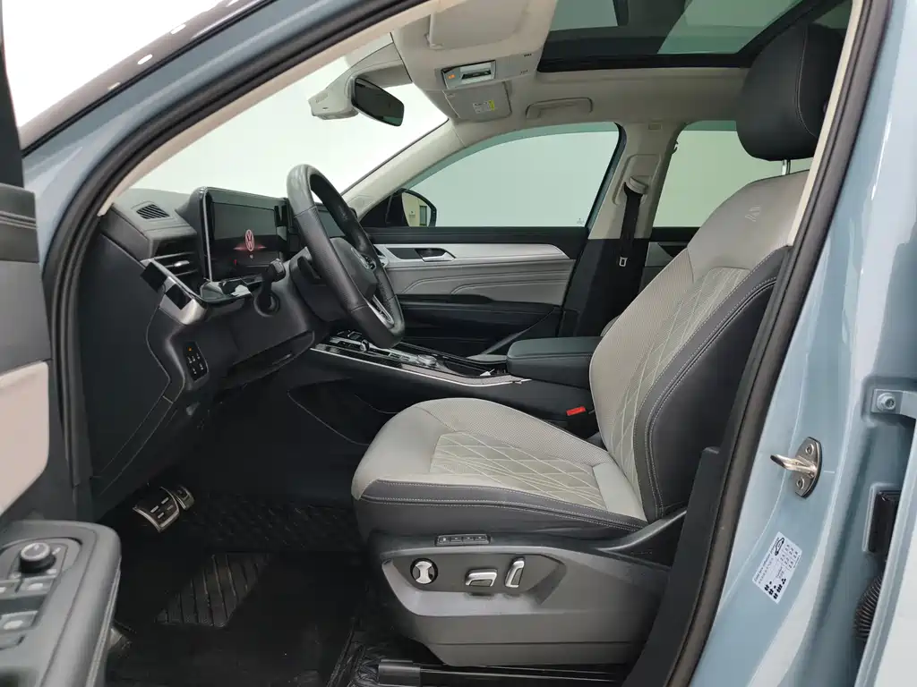 VOLKSWAGEN RANGE PATROL