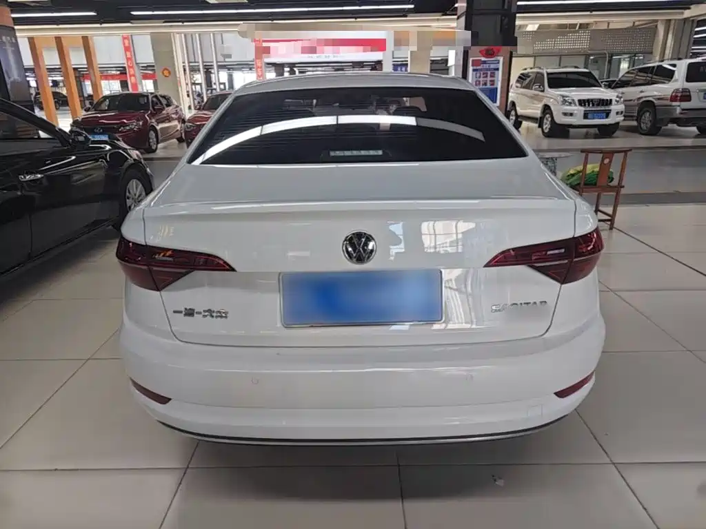 Volkswagen Sagitar — миниатюра 6