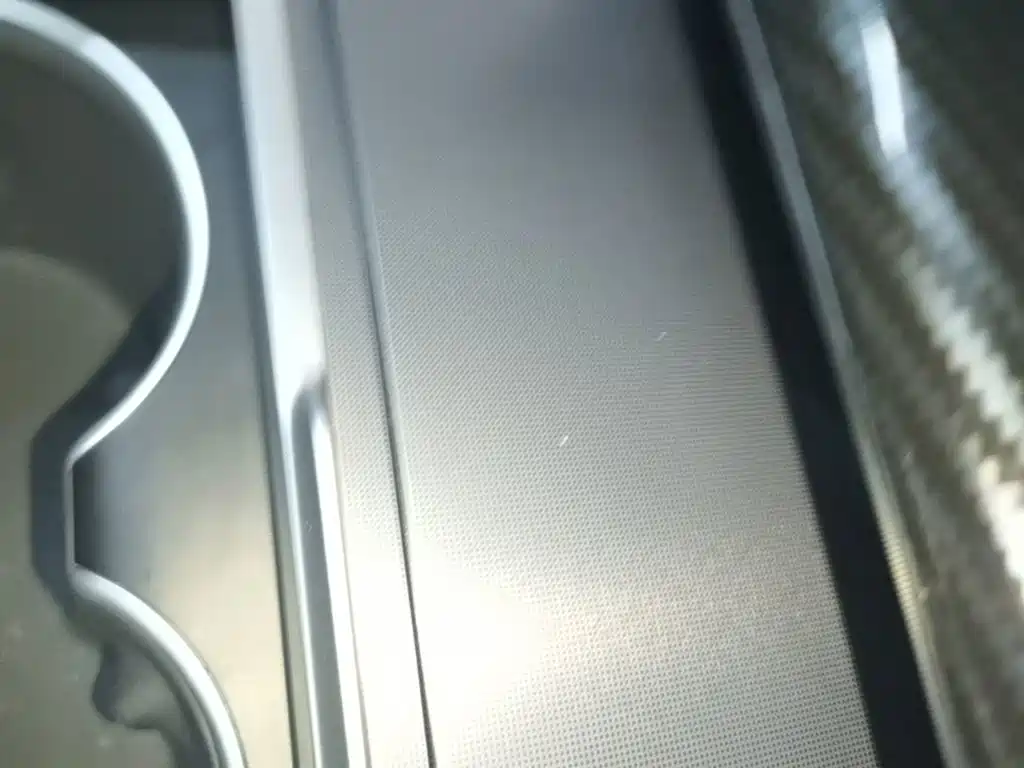 Tesla Model 3 — миниатюра 9