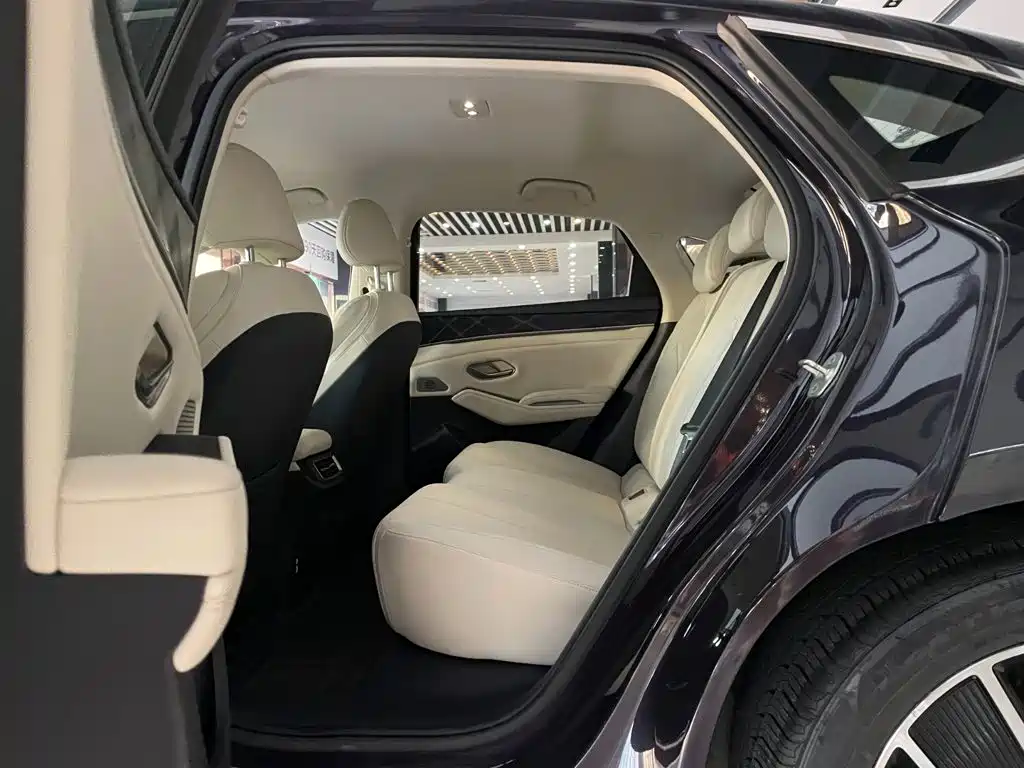 BYD Qin L — миниатюра 12