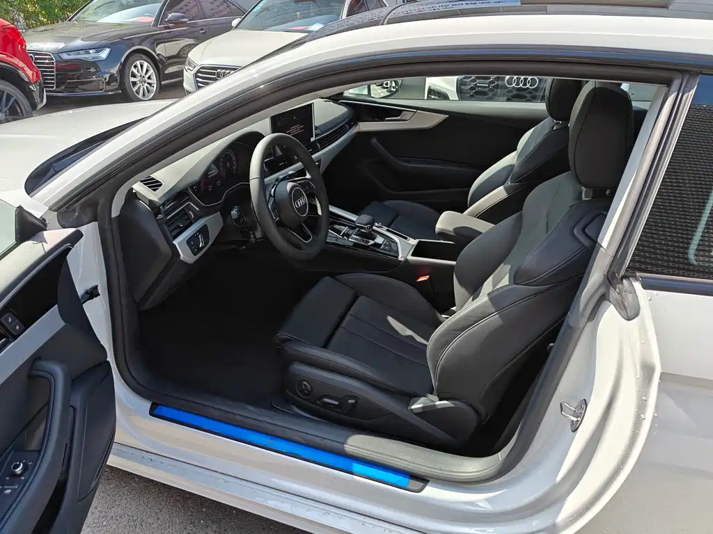 Audi A5 2024 Coupe 40 TFSI Fashion