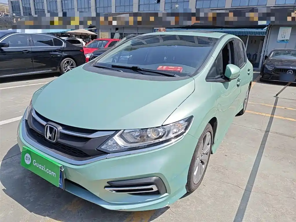 Honda Jade 2017