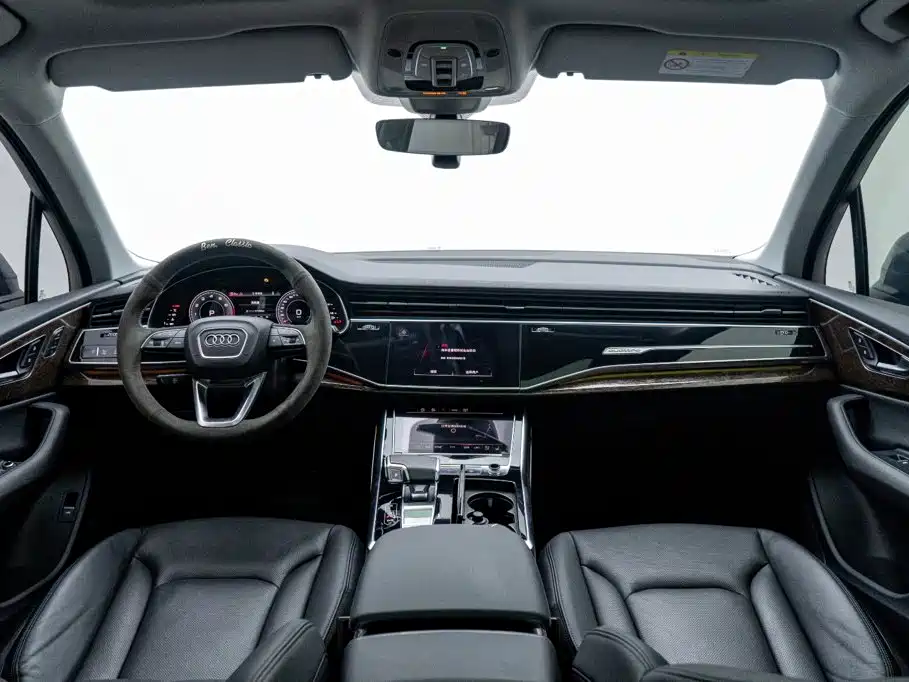 Audi Q7 — миниатюра 27