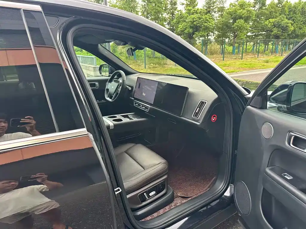 Li Auto Li L8 — миниатюра 7