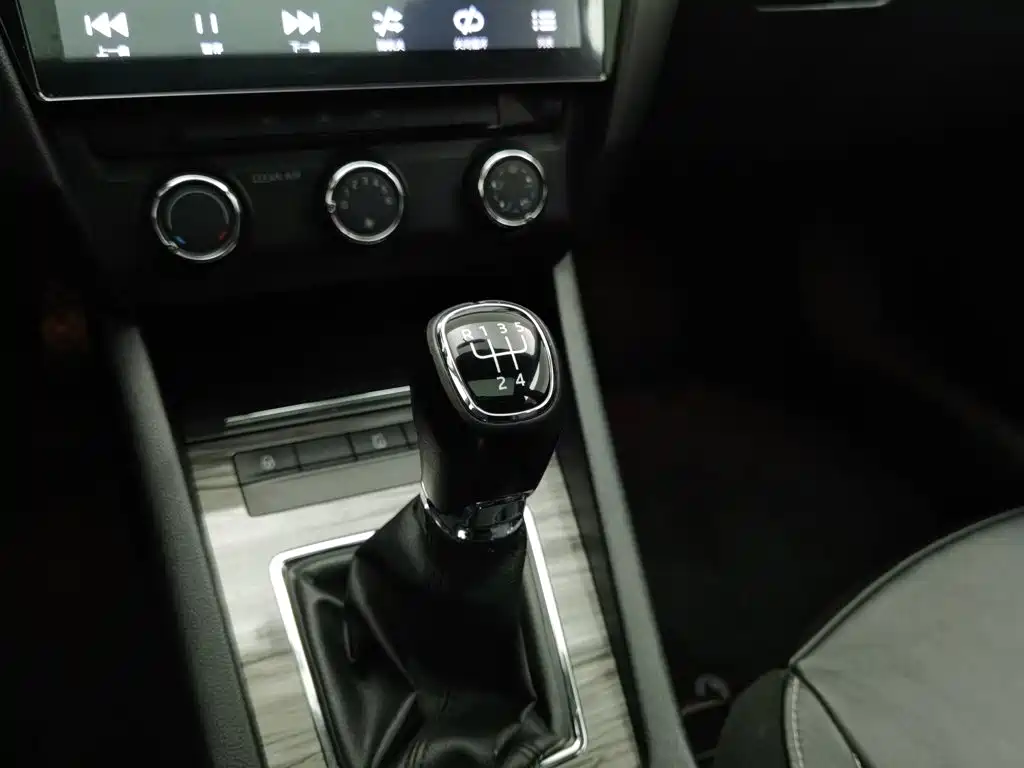 Skoda Octavia — миниатюра 13