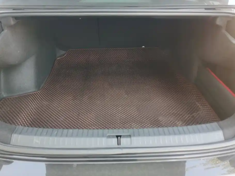 Volkswagen Passat — миниатюра 4