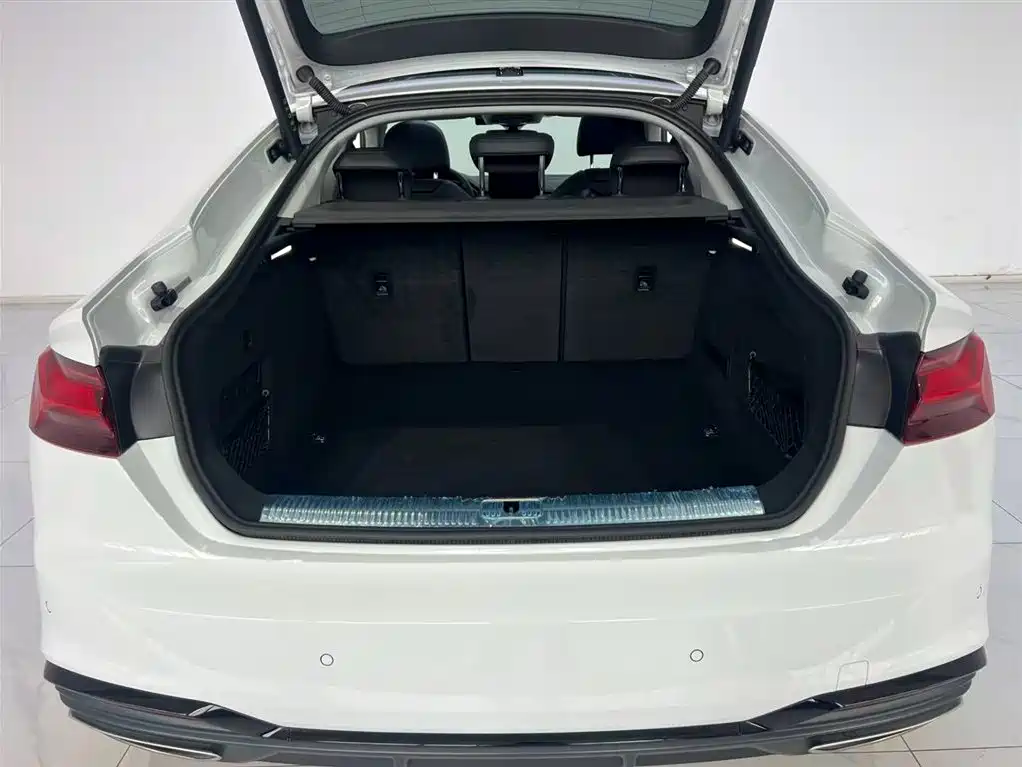 Audi A5 2024 Sportback 40 TFSI quattro Luxury