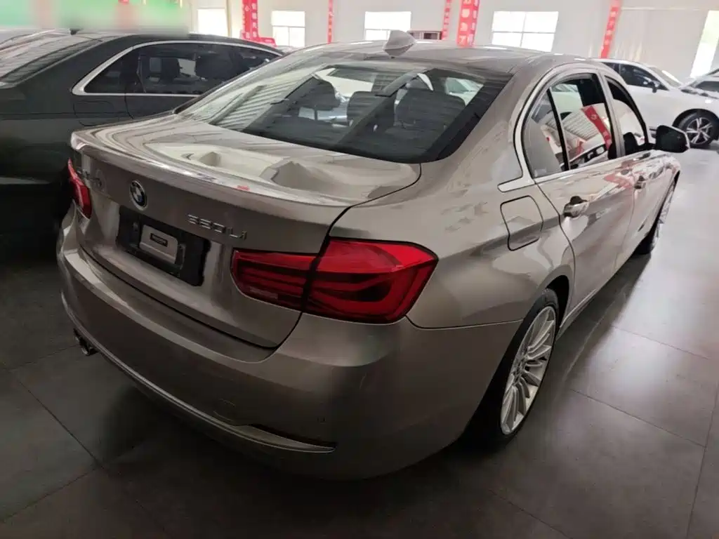 BMW 3 Series — миниатюра 7
