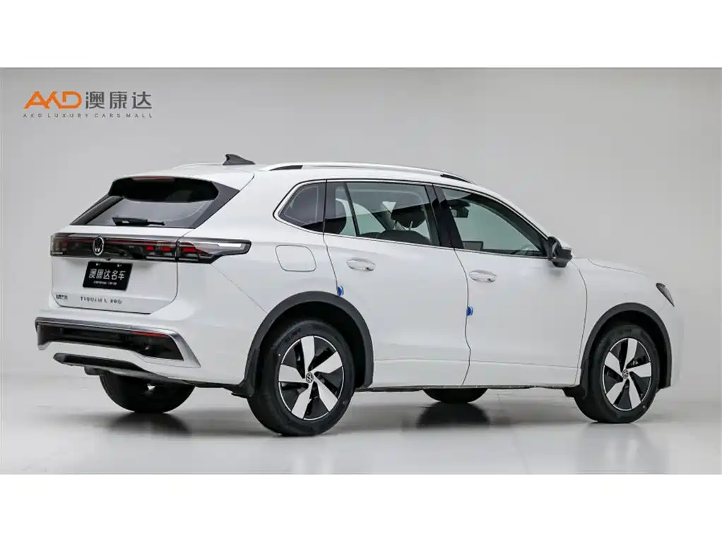 Volkswagen Tiguan L — миниатюра 3