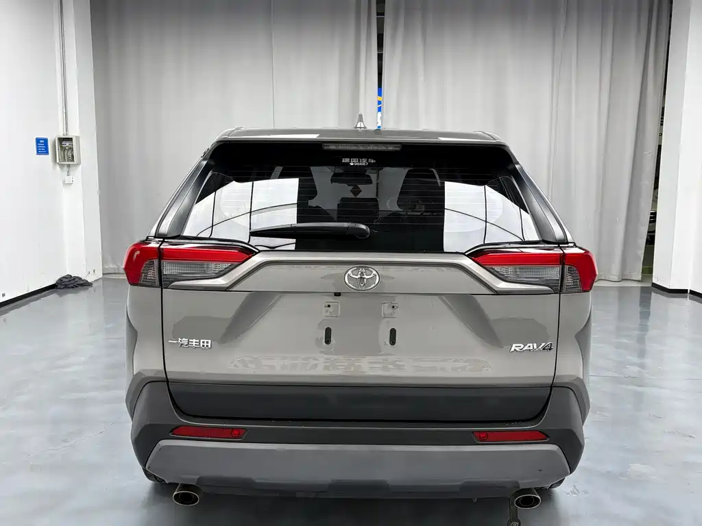 TOYOTA RAV4 RONGFANG