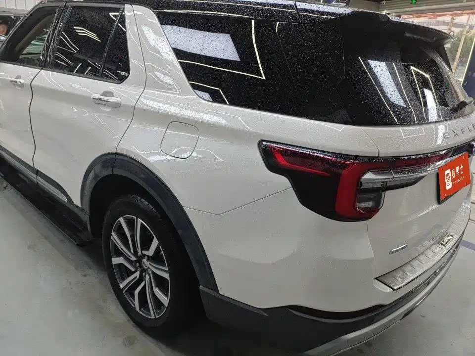 Ford Explorer — миниатюра 15