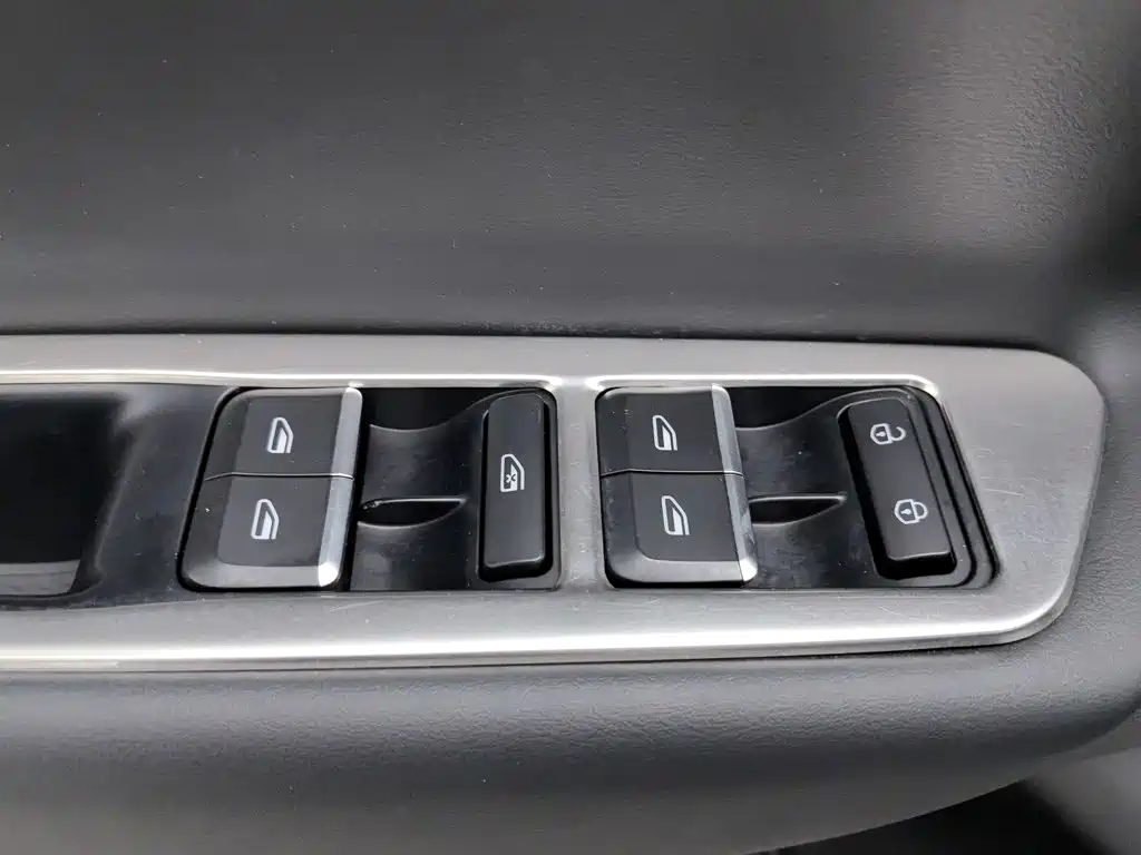 Geely Emgrand GS — миниатюра 9