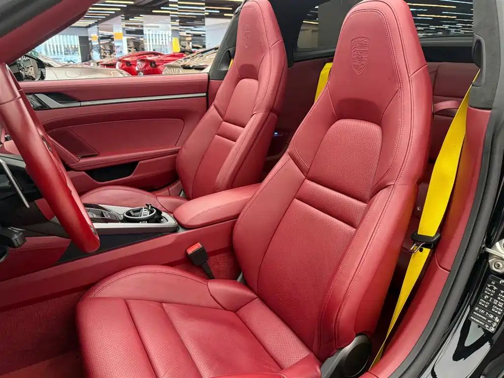 Porsche 911 2022 Targa 4 3.0T