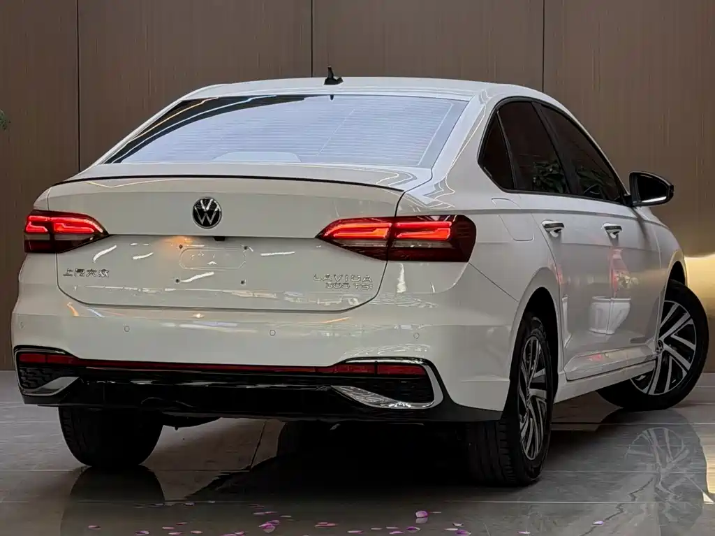 Volkswagen Lavida — миниатюра 15