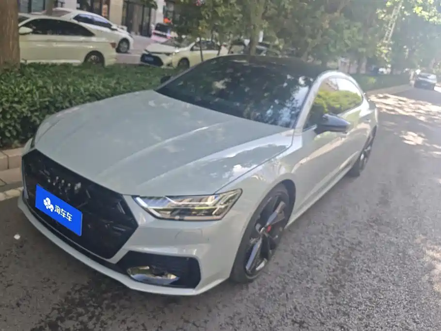 Audi A7L 2024