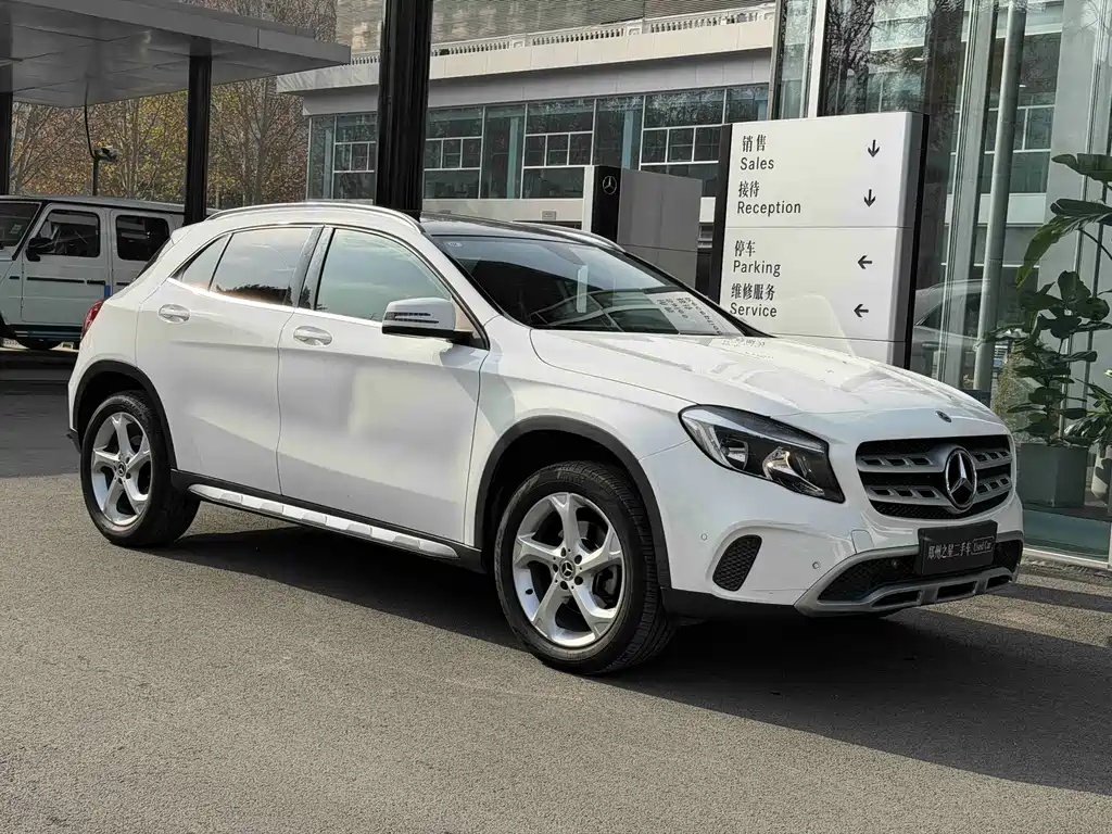 Mercedes-Benz GLA — миниатюра 2