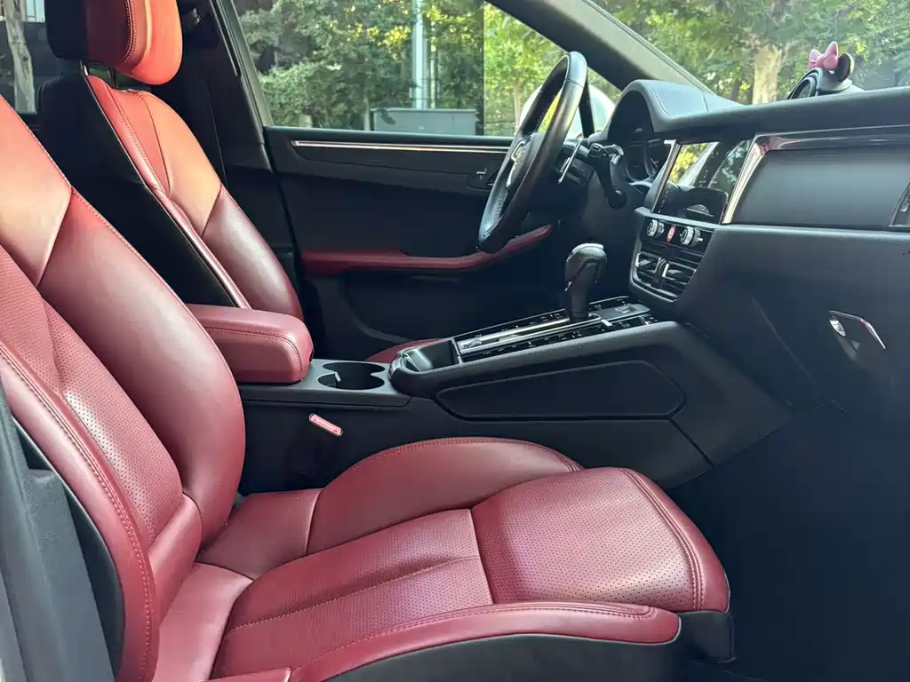Porsche Macan — миниатюра 15