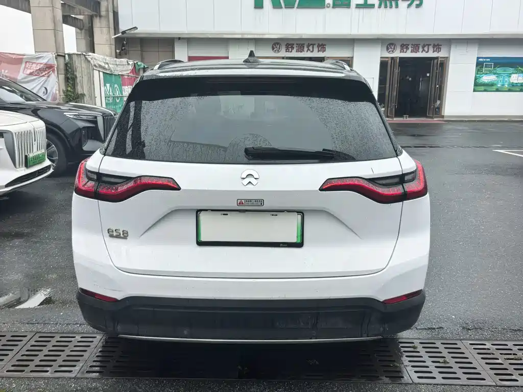 NIO ES8 — миниатюра 5