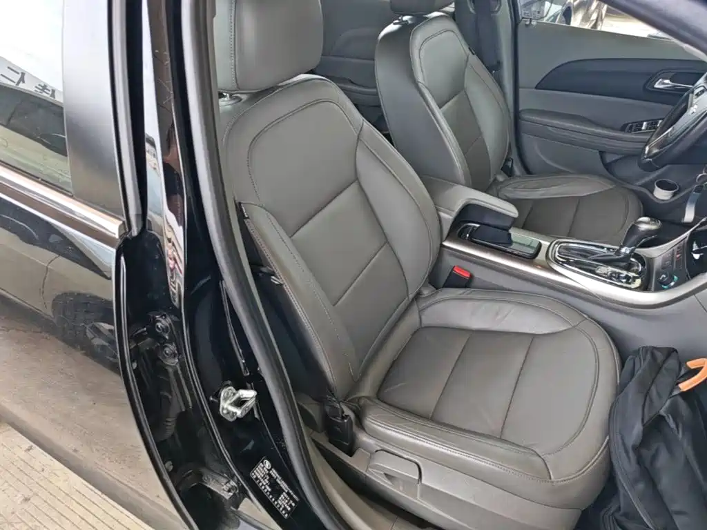 Chevrolet Malibu — миниатюра 25