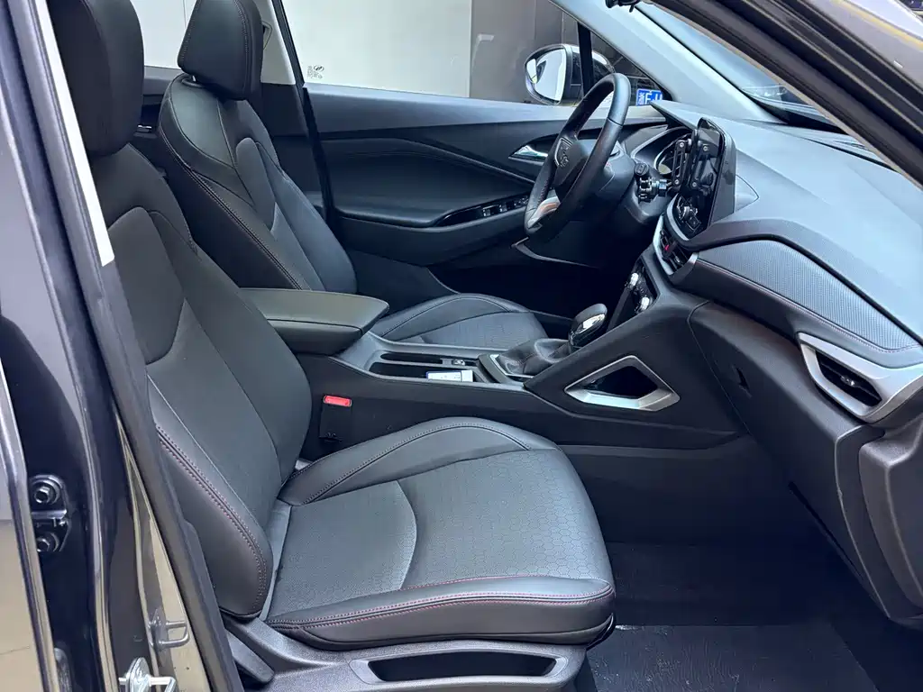 Chevrolet Volando — миниатюра 12