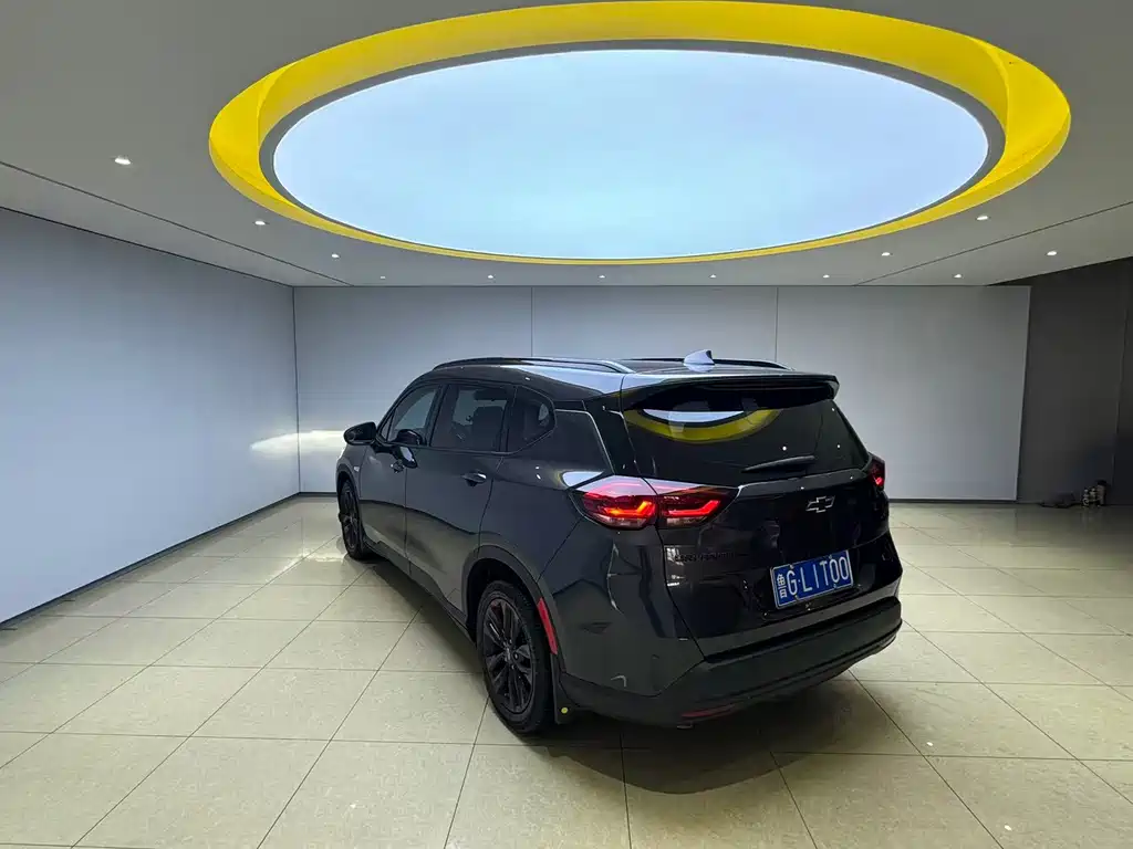 Chevrolet Volando — миниатюра 6