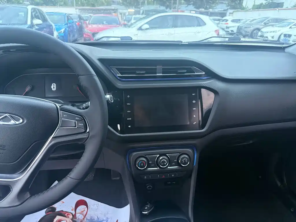 Chery New Energy Tiggo 3xe — миниатюра 9
