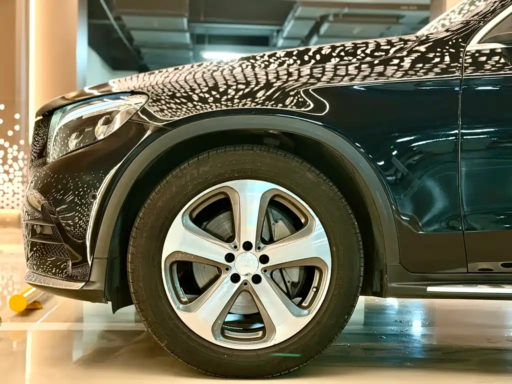 Mercedes-Benz GLC 2017 GLC 300 4MATIC